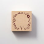Shimaenaga Irodori Wooden Rubber Stamp Wreath / BEVERLY