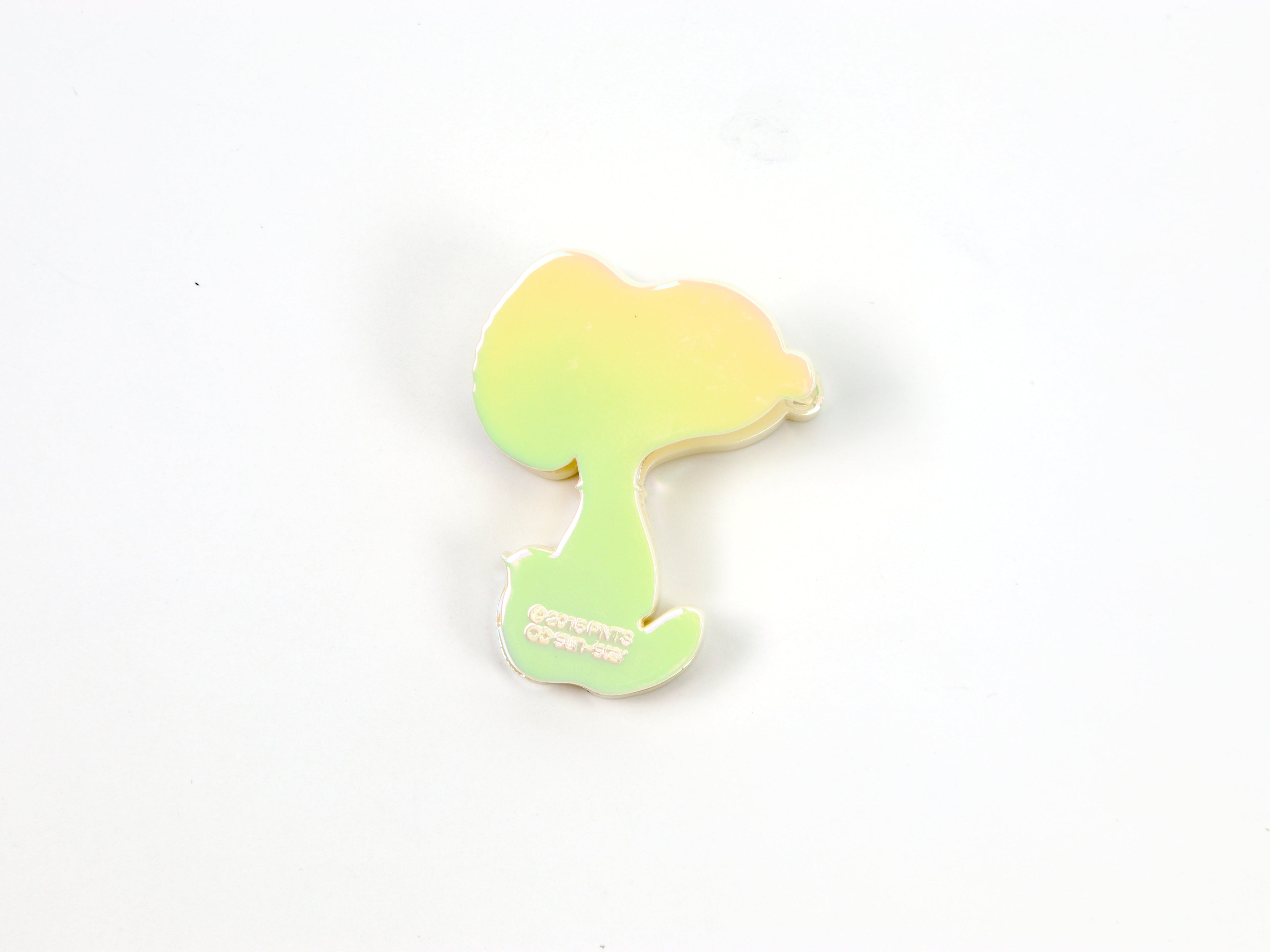Snoopy Aurora Iridescent Clip