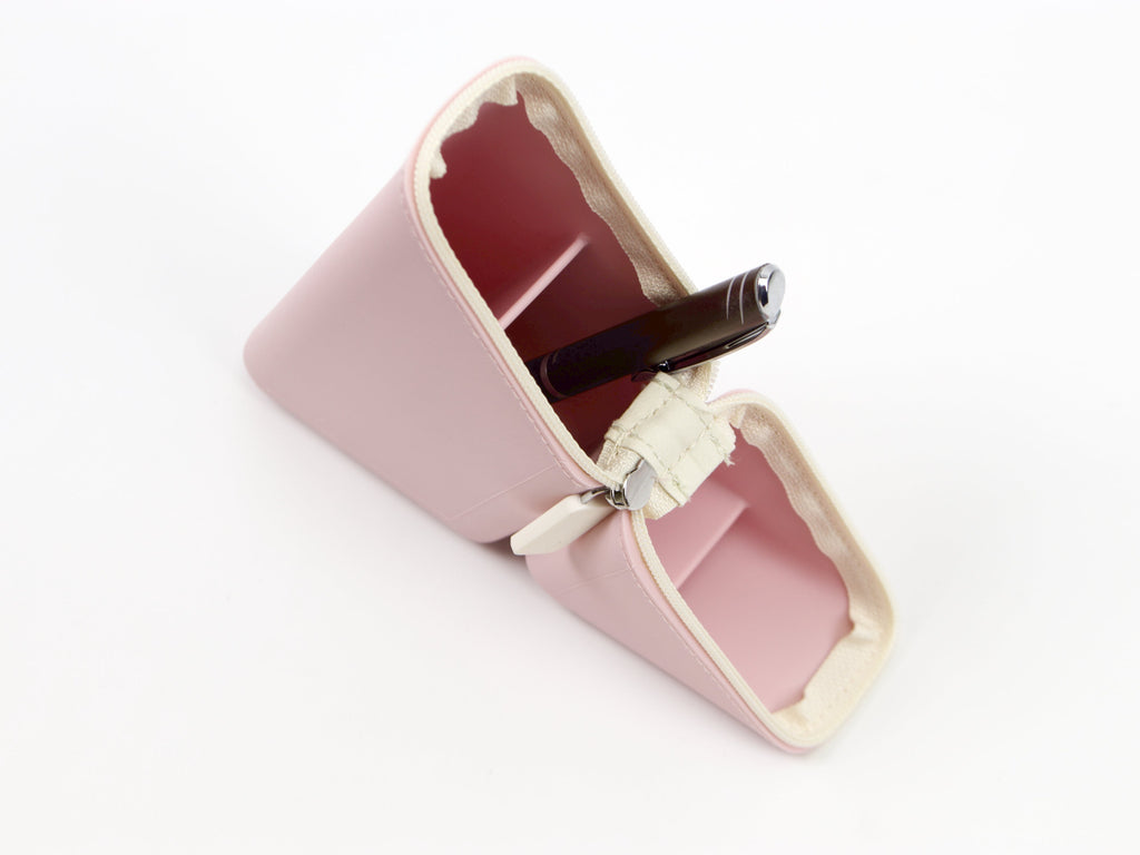 Kakusta Slim Portable Pen Stand