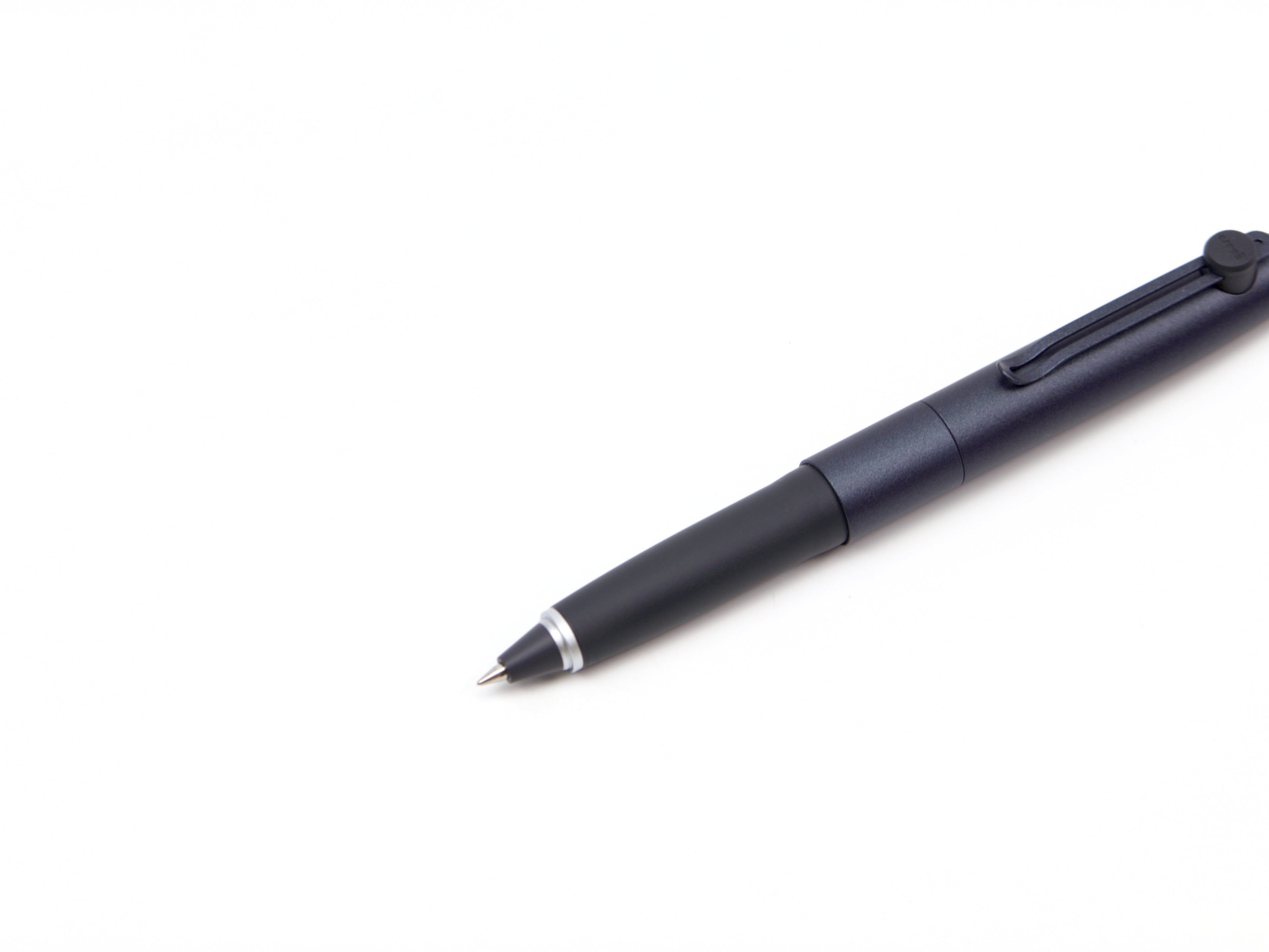 Uni ZENTO Signature