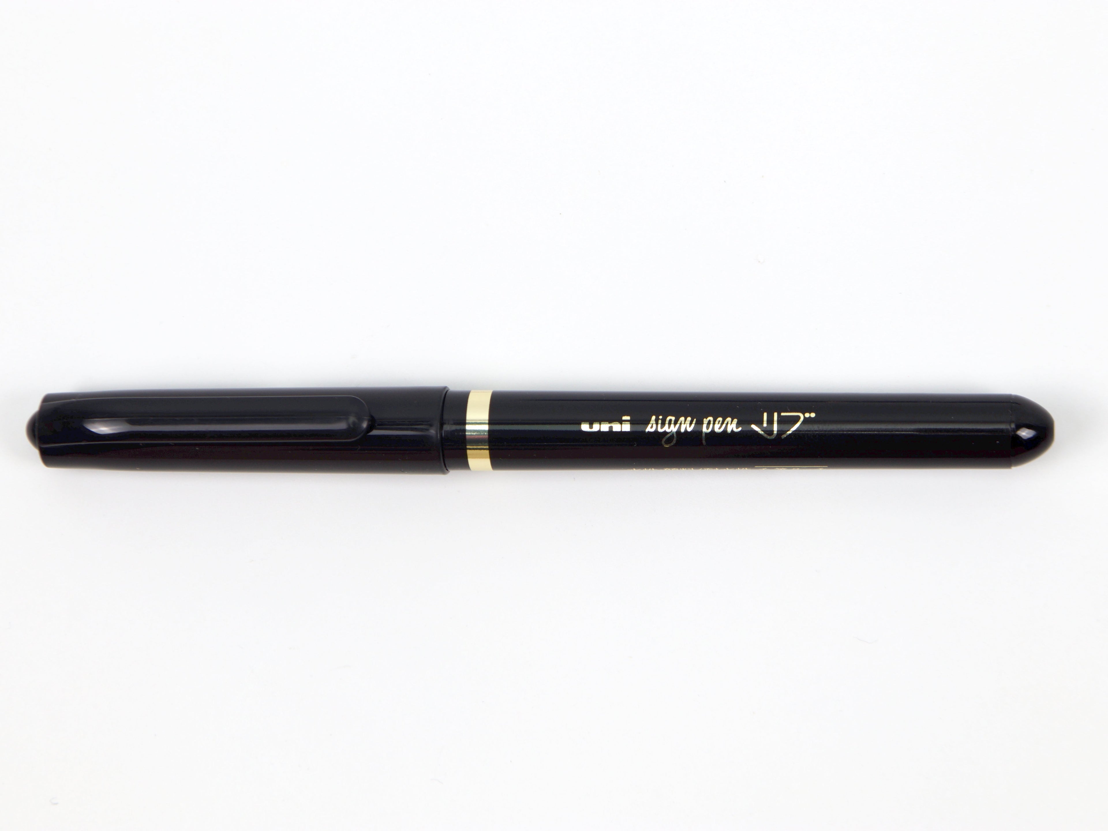 Uni Sign Pen