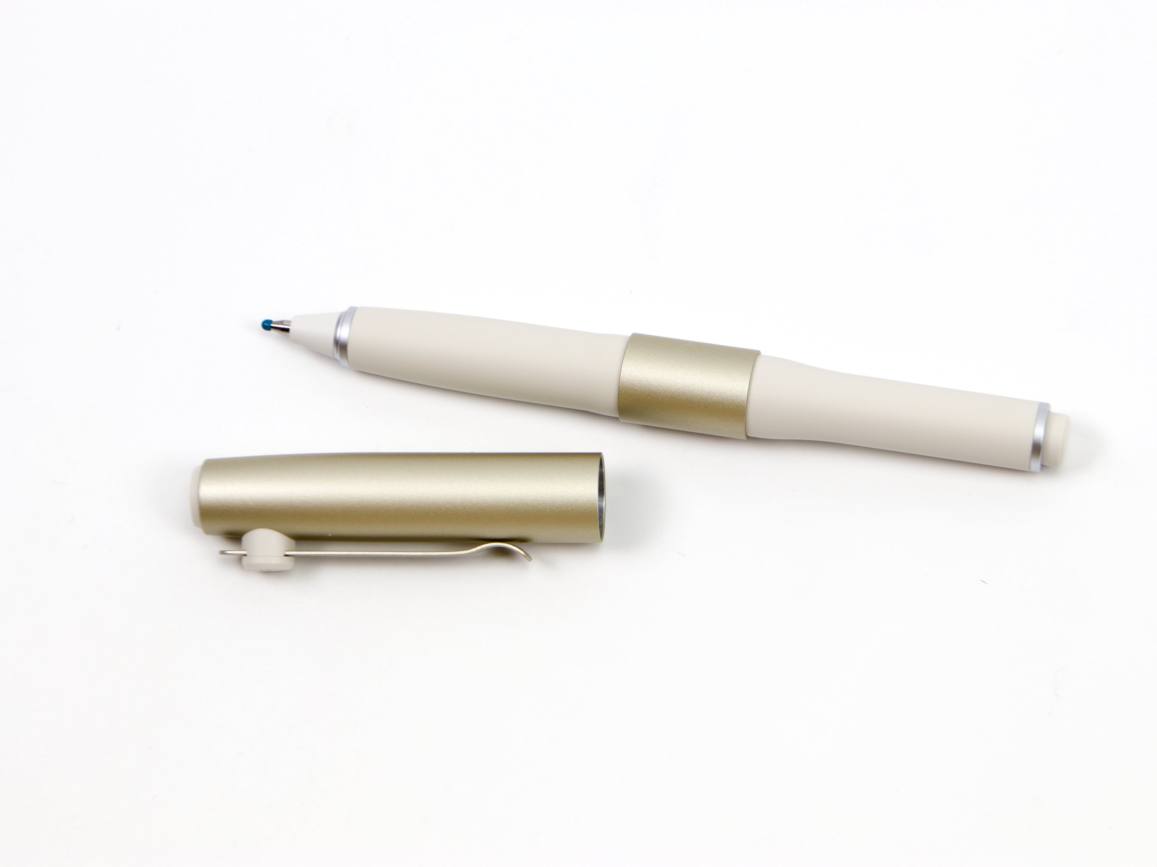 Uni ZENTO Signature