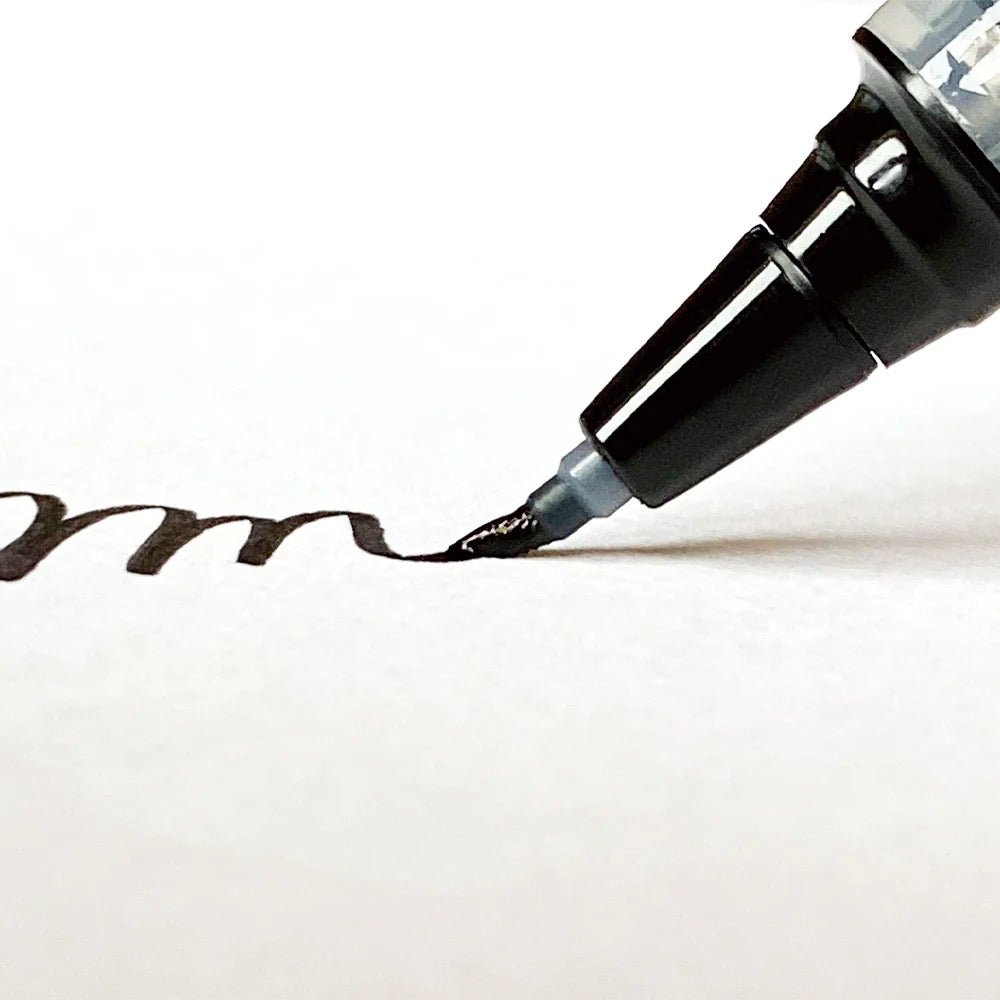 ZIG LETTER PEN COCOIRO / Kuretake